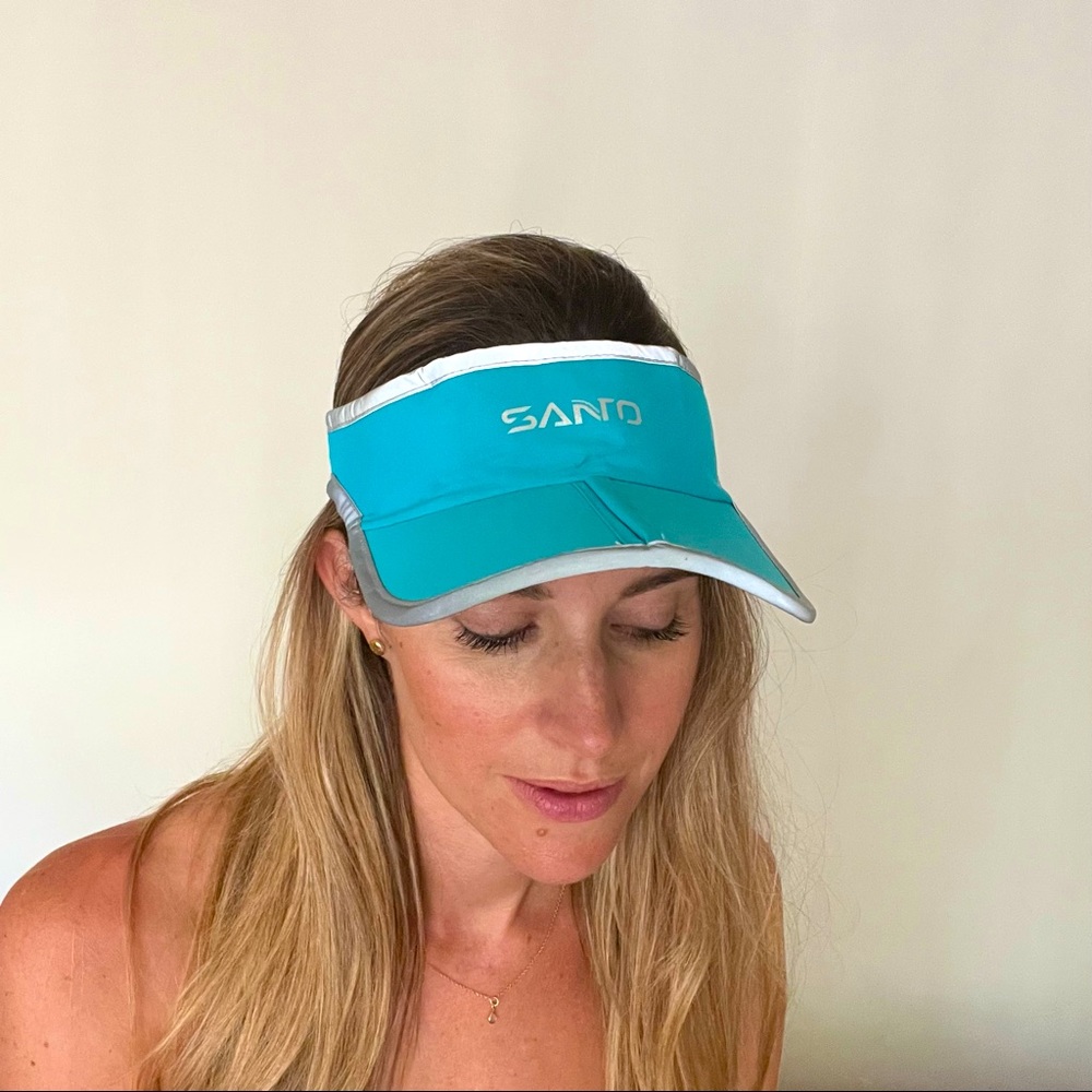 Blue visor - Picture 2 of 2